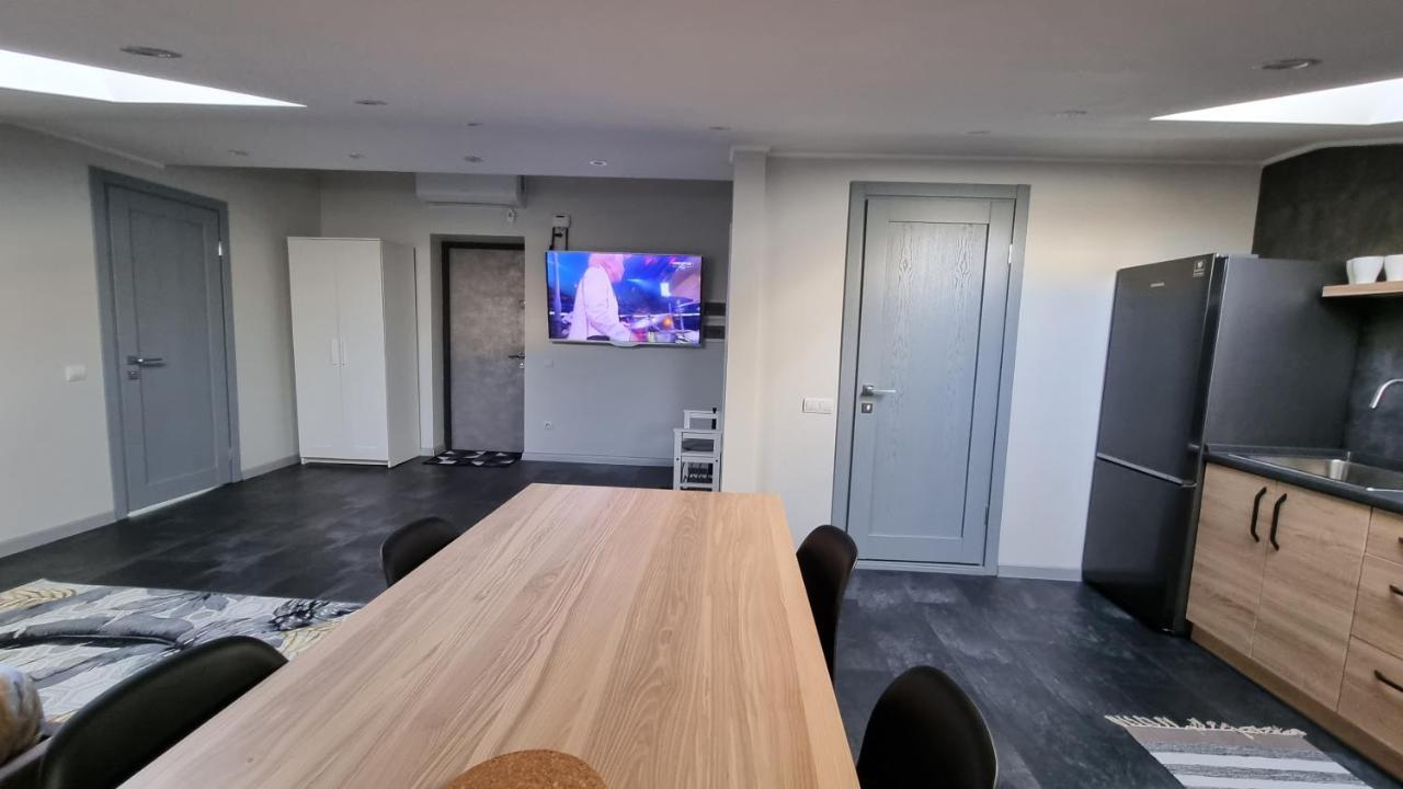 Mansarda Apartman Kamjanyi Potoki Kültér fotó