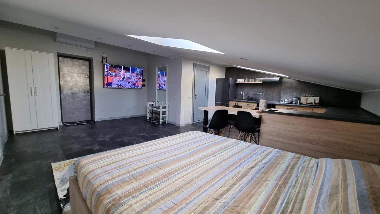 Mansarda Apartman Kamjanyi Potoki Kültér fotó