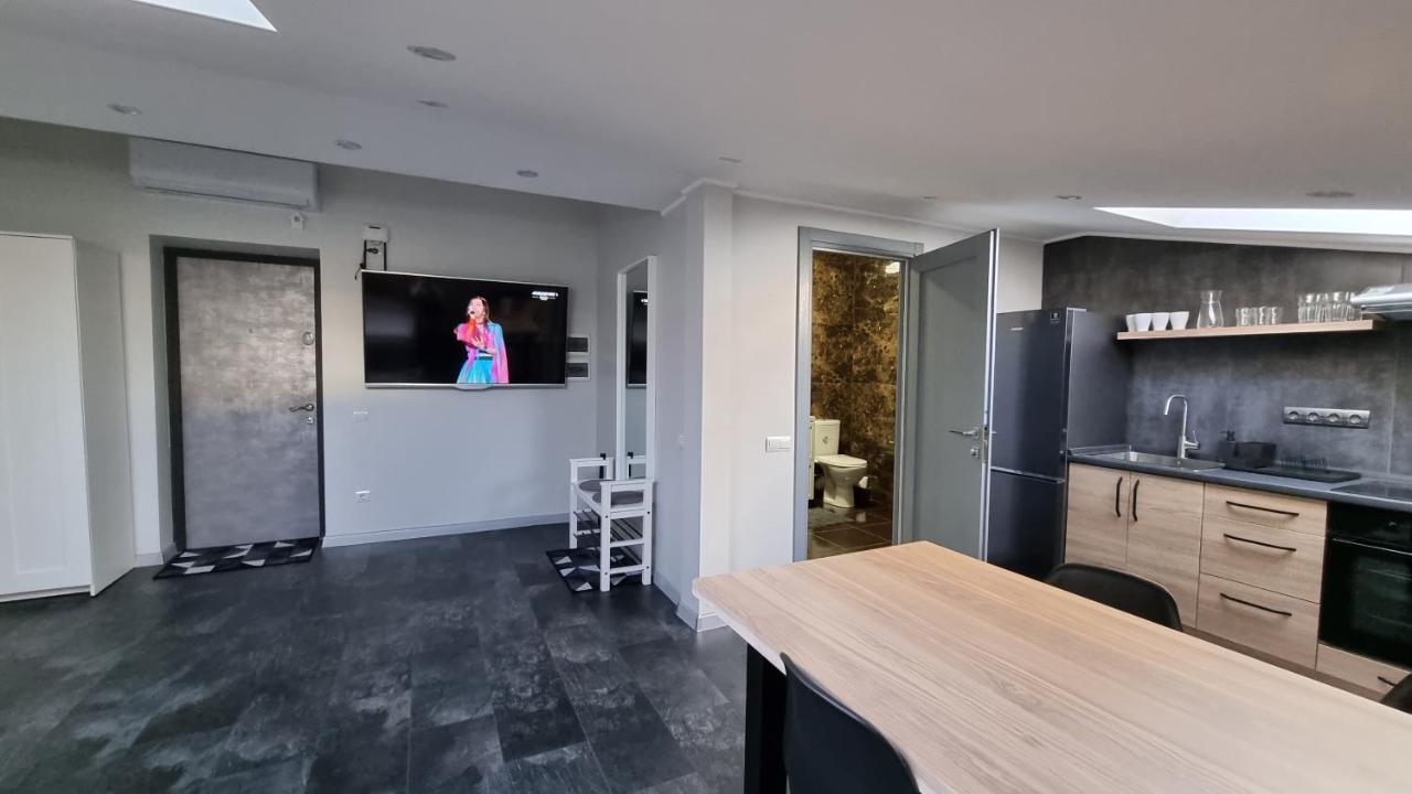 Mansarda Apartman Kamjanyi Potoki Kültér fotó