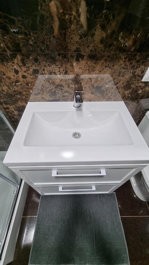 Mansarda Apartman Kamjanyi Potoki Kültér fotó